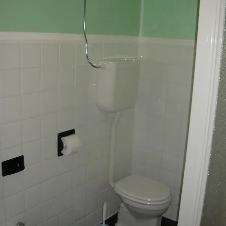 Delle Rose * Torri Del Benaco