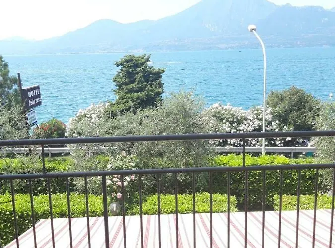 Ξενοδοχείο Delle Rose Torri Del Benaco