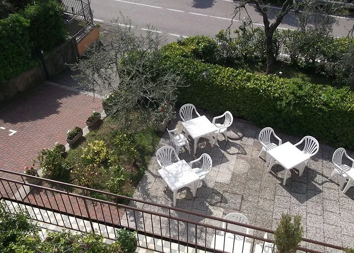 Hotel Delle Rose *