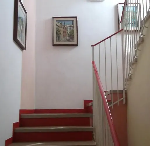 Delle Rose * トッリ・デル・ベーナコ