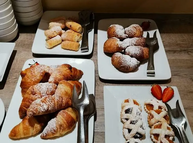 Delle Rose ホテル トッリ・デル・ベーナコ